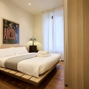 First Moon-emme Loft Apartment Milan